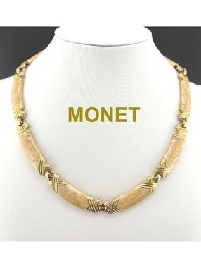 Vintage Monet Gold Tone and Beige Marbled Enamel Link Necklace 16-17" Adjustable
